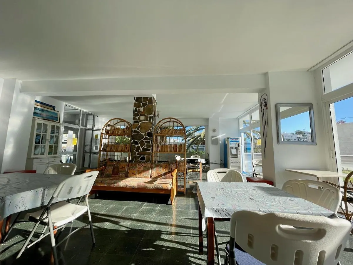 Beachfront Apartment With Ocean Views Los Cristianos