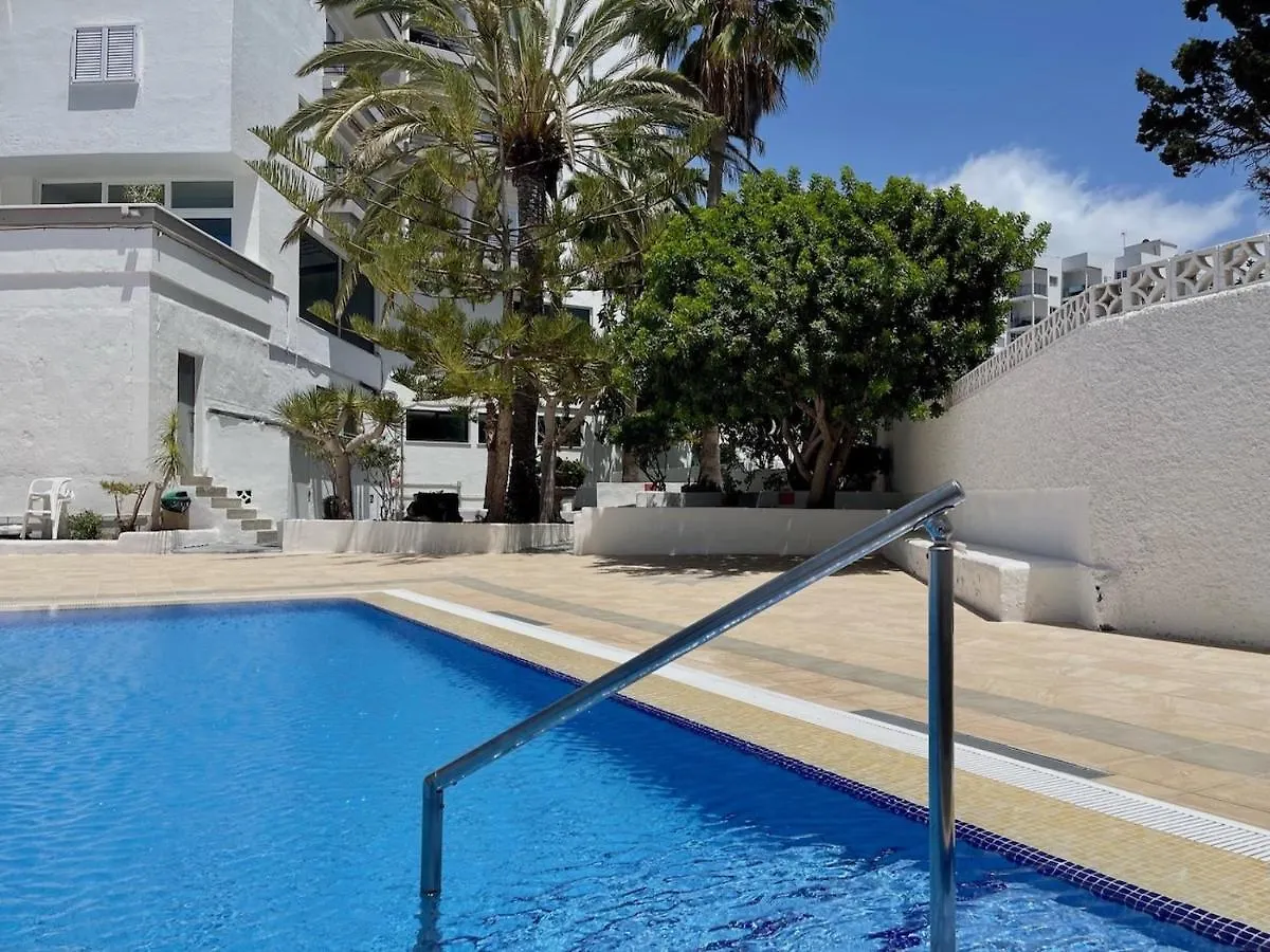 Beachfront Apartment With Ocean Views لوس كريستيانوس 0*,  إسبانيا